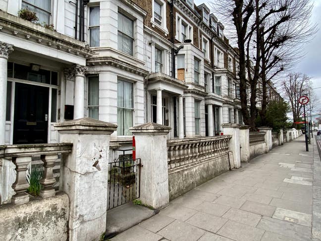 Double Room Near Shepherd’s Bush Station Main Photo