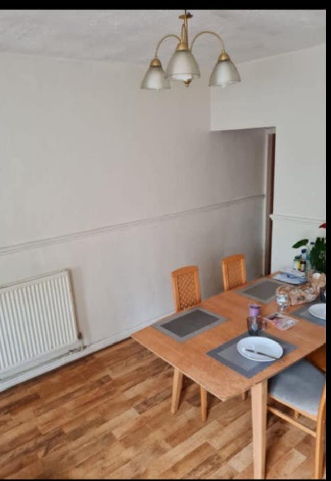 Double Room / Shared House  Main Photo