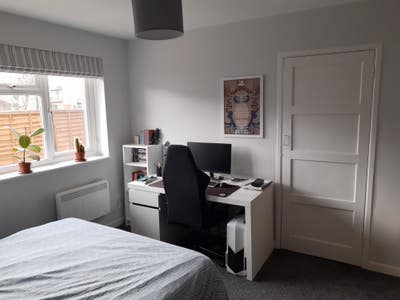  Large  double  | women preferred |  Bruce  Grove
 Main Photo