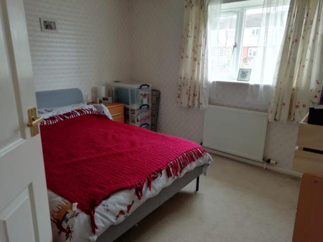 Double room in quiet area in Crownhill  Main Photo