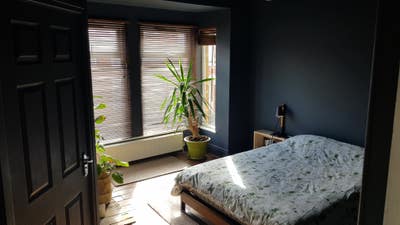 Large Room with En-Suite Main Photo