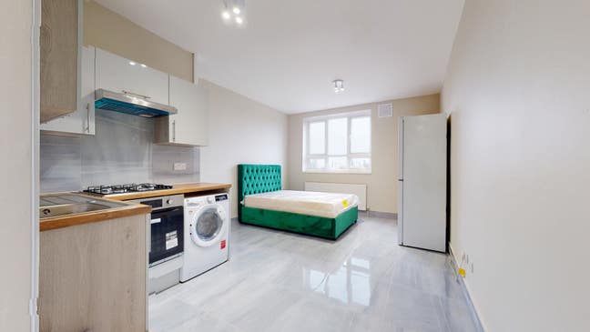 Refurbished studio flat to rent in Harlesden  Main Photo