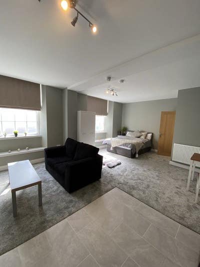 🦅Studio apartment/ &pound;998pcm🦅 Main Photo