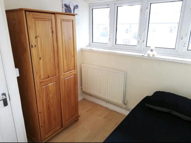 Fantastic Single Room Available in Canary Wharf Main Photo