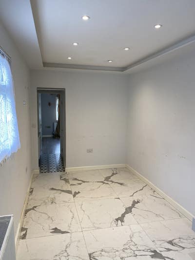 Self-contained double in Sunbury-on-Thames Main Photo