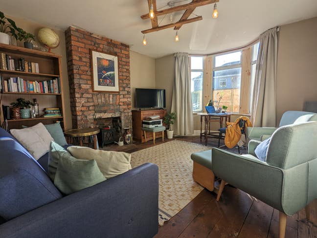 Eastville/Fishponds room in two bed garden flat Main Photo