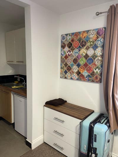 Large double room with en-suite  Main Photo