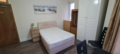 1 Room to rent in apartment  Main Photo