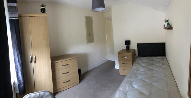 Single room to let in Leytonstone, East London E11 Main Photo