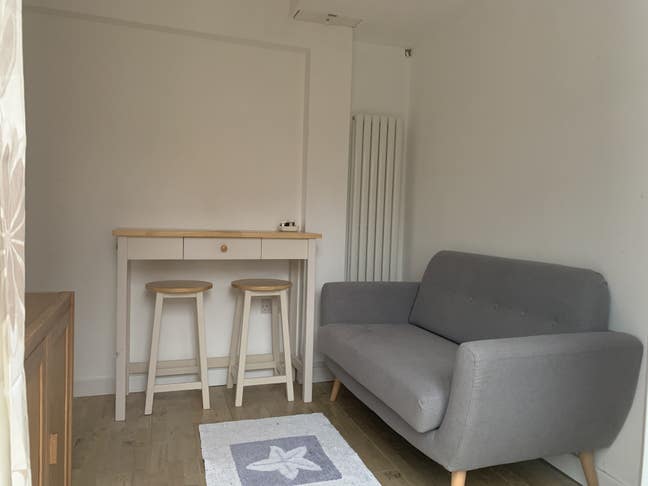 Self-contained annex with a double room Main Photo