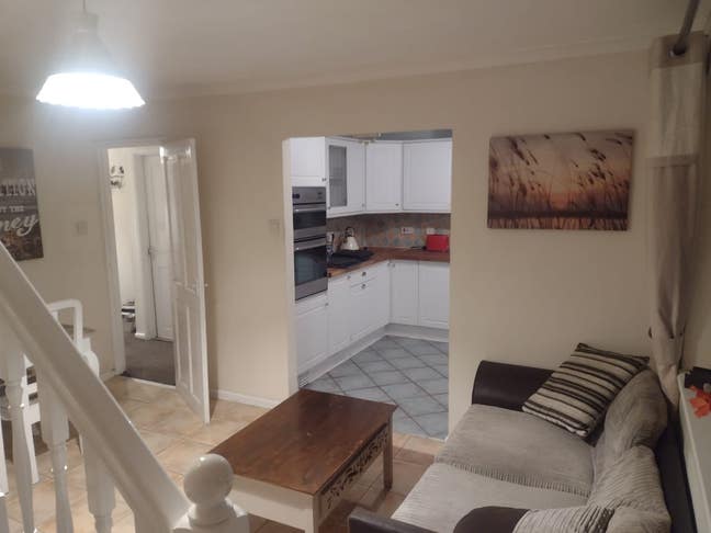 Room for rent  Main Photo