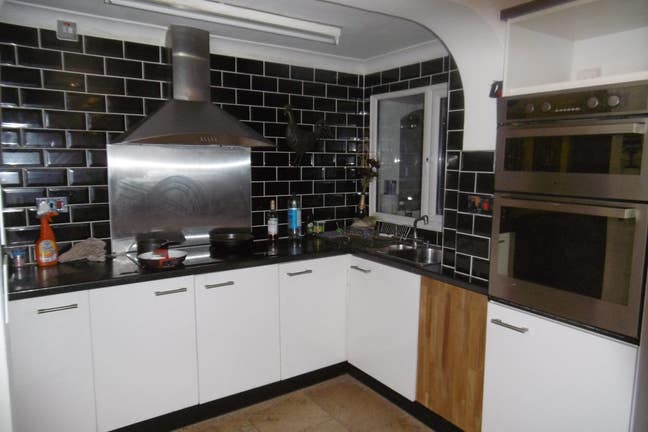 Double room in victorian house  Main Photo