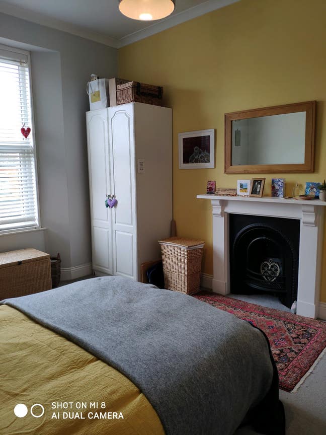 Spacious Double Room with off-road parking Main Photo