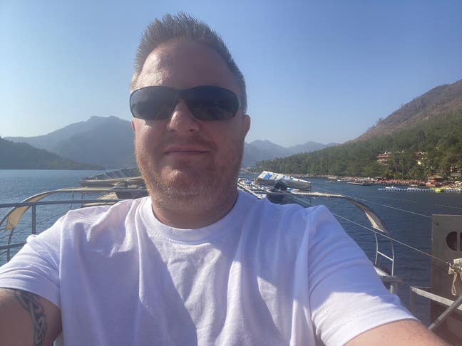 Looking for room to rent Main Photo