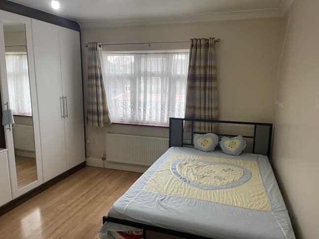 Double Bed Room Near Northwick Park Station Main Photo