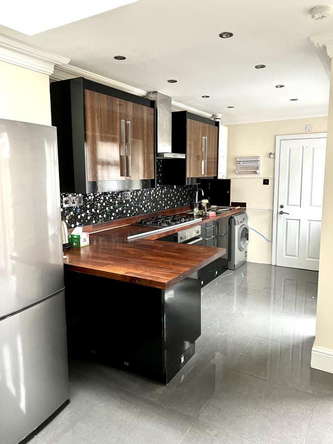 Spacious and Comfy 1 Bed Flat available in Leyton Main Photo