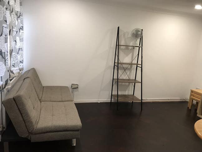 Nice One bed flat not too far from town. Main Photo