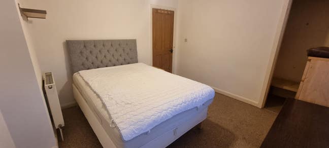  Furnished room, 2 min walk from QMC, 10min to Uni Main Photo