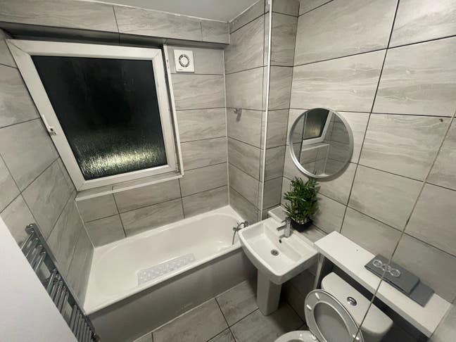 New double room close totteridge station🏡  Main Photo