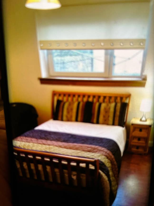Lovely bright double room Main Photo