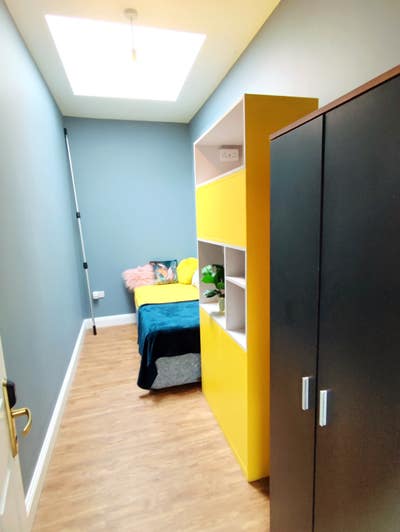 Modern single room in Bournemouth center Main Photo