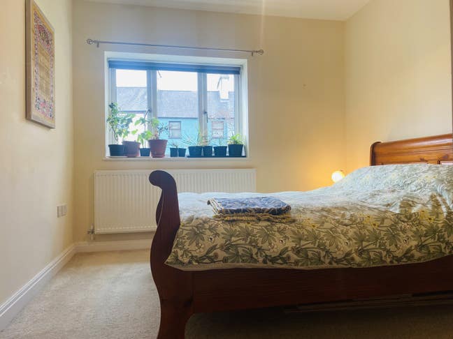 Peaceful 1 bed flat shared with design practice Main Photo