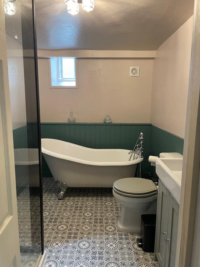 Beautiful double room for rent, furnished Main Photo