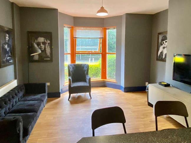 Ensuite - NO Deposit Option Main Photo