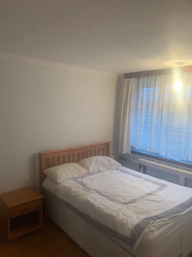 Large room in N18 Main Photo