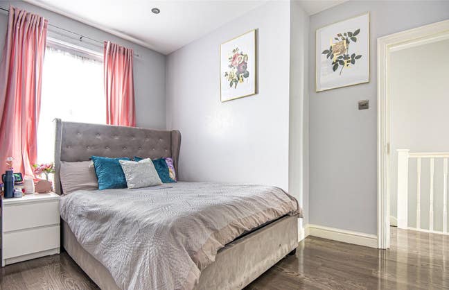 Double Room to Rent Mitcham Town Centre Main Photo