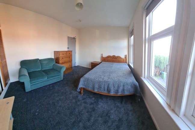 Large double Rm £575pm from 9Jan26, all bills incl Main Photo