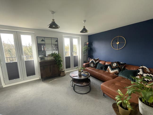 Double room in Canton, all bills included Main Photo