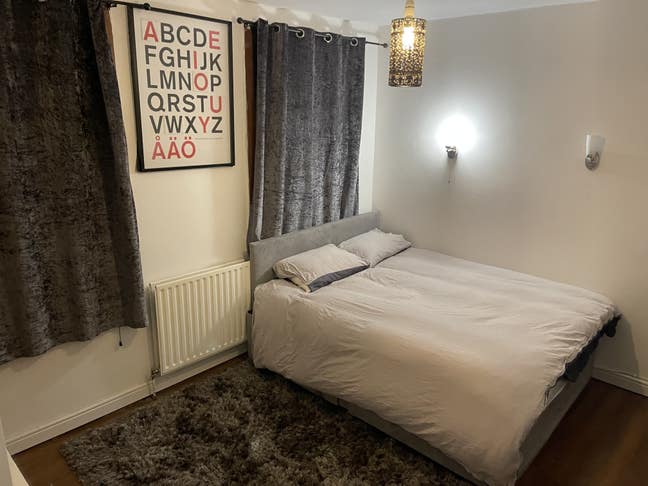 *Large Double Room* to Rent- Selhurst - Bills inc* Main Photo