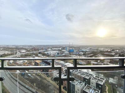Duplex Penthouse with Stunning City Views Main Photo