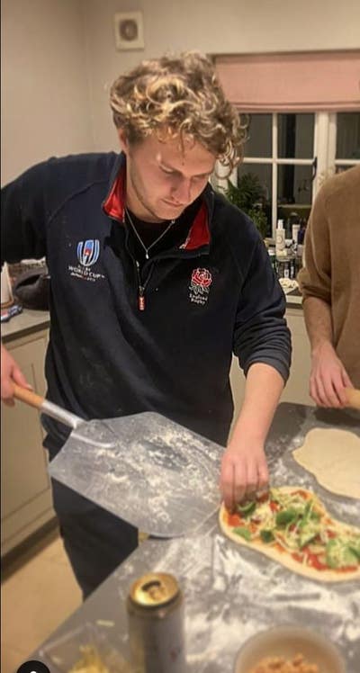 Looking for Housemates or Room Main Photo