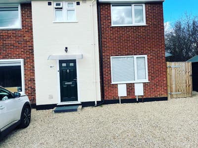 Luxury 5 Bedroom All Ensuite (Great Central) Main Photo