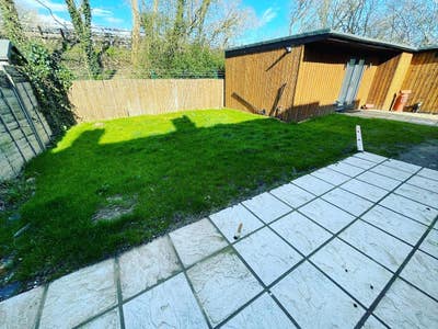 Luxury 5 Bedroom All Ensuite (Great Central) Main Photo