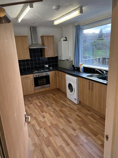Large Double Room In Shared House S2 Main Photo