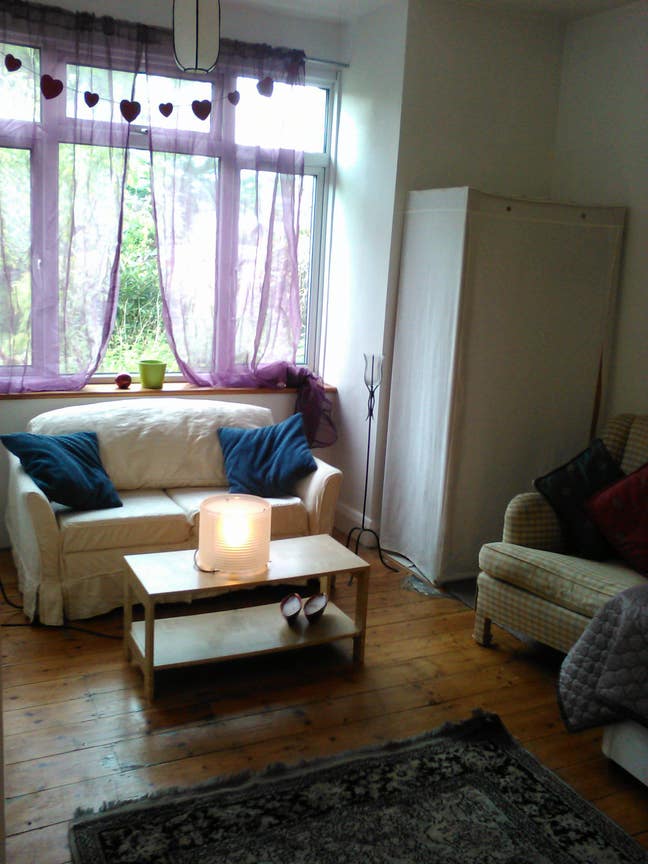 Large Quiet Double Huge Gardn Parking Bills Zone 4 Main Photo