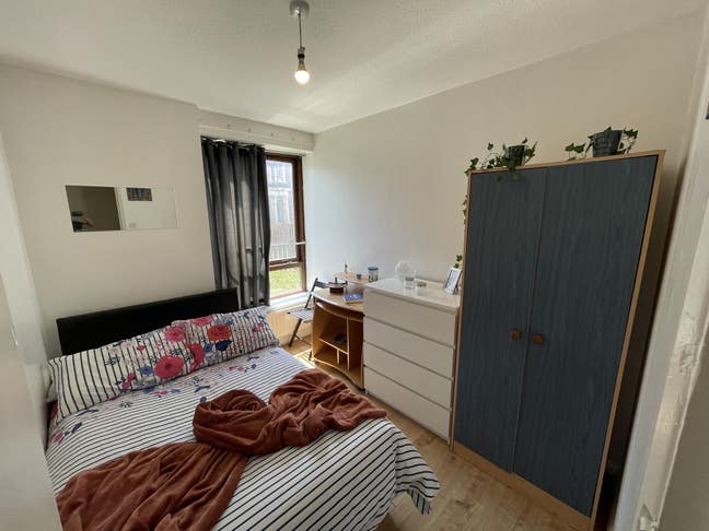 Amazing Rooms Close to Victoria Park! Short Promo  Main Photo