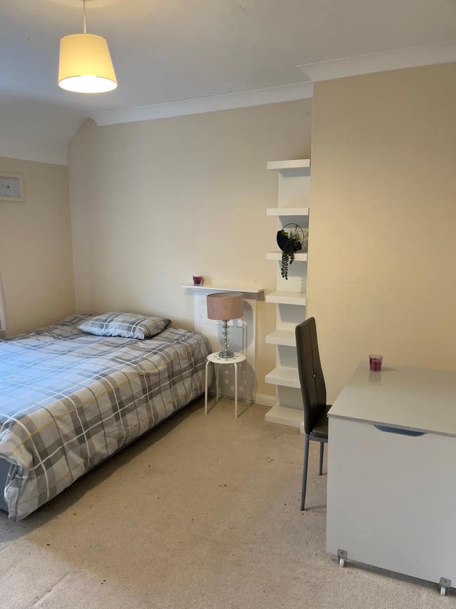 Double room in Becontree - Female only Main Photo