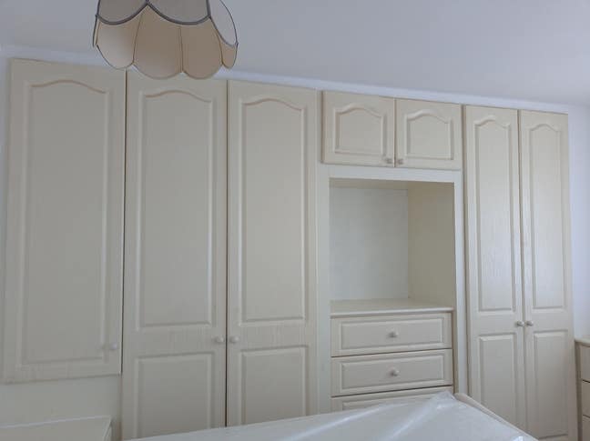 Spacious Double Room to let  Main Photo