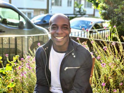I am a professional male aged looking for a f... Main Photo