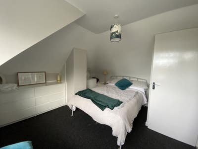 Room/s in chalet bungalow  Main Photo