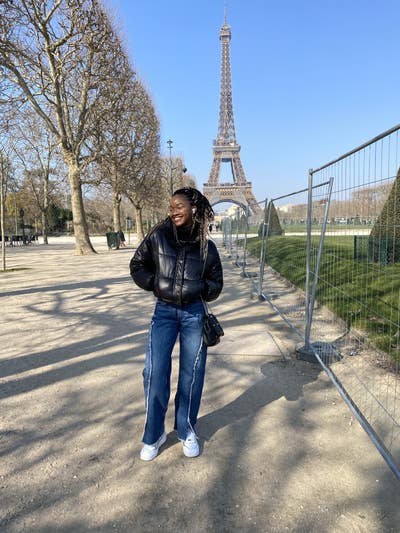 Friendly Bioscientist looking for a room/studio Main Photo