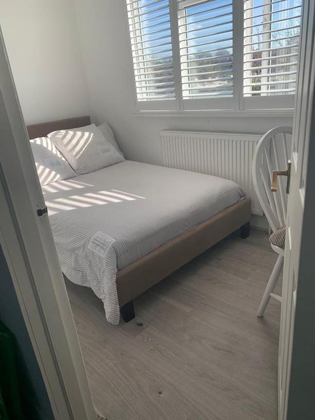 Clean and Quite Double Room Available  Main Photo