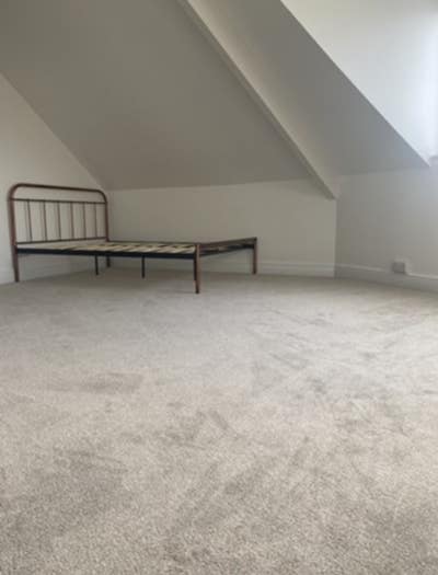 Double Room Available For Single Occupancy. Main Photo