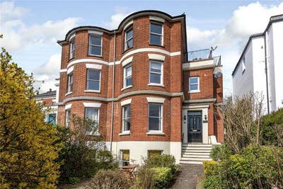 Double Bedroom, St Cross Road Main Photo