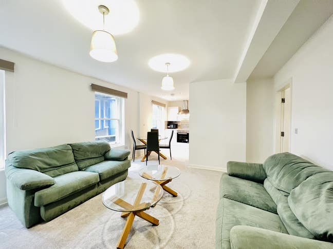 First Floor 2 Bedroom Flat, Brixton Main Photo