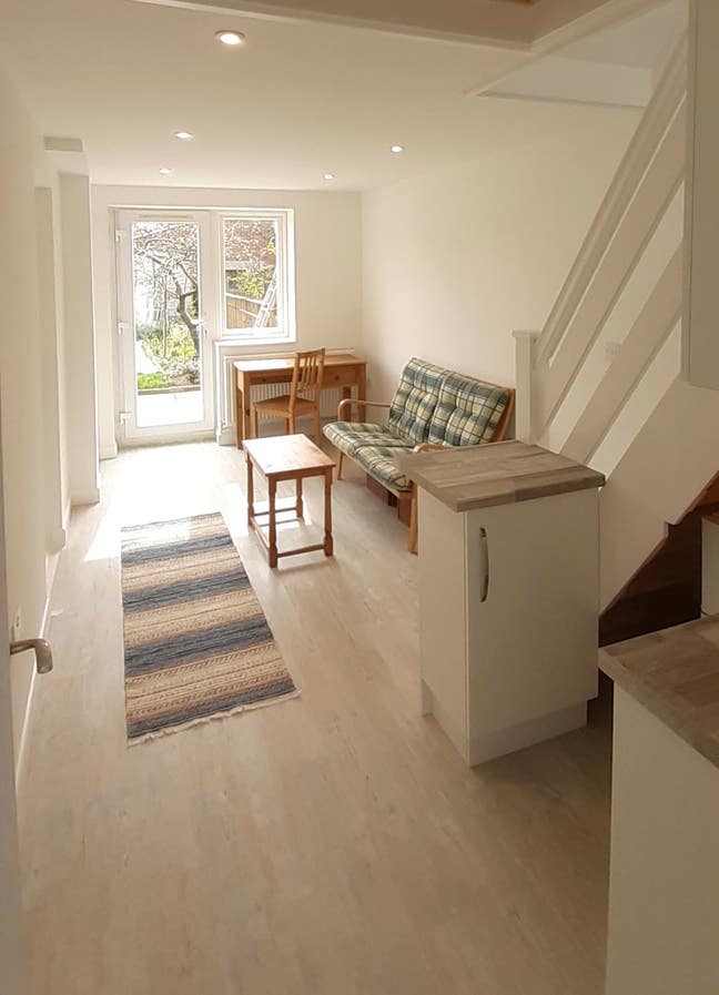Spacious studio near centre and Science Park Main Photo